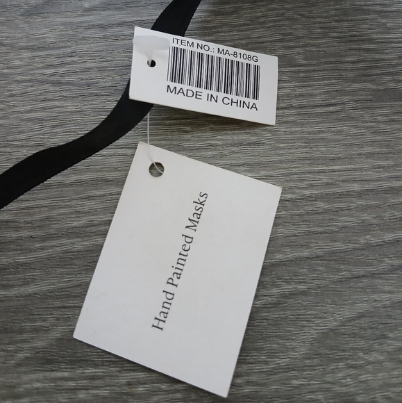 MARDI GRAS Feather Embellished Handpainted Masquerade Mask - Picture 12 of 14